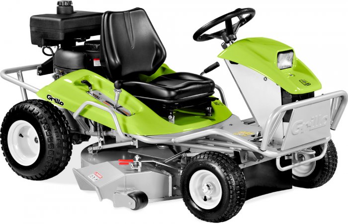 Cortacésped hidrostático con doble fonción de corte, con plato de corte equipado de palanca “Quick Shift” para pasar de descarga lateral a Mulching quedando asientos en el poste de conducción. Cortacésped hidrostático con doble fonción de corte, con plato de corte equipado de palanca “Quick Shift” para pasar de descarga lateral a Mulching quedando asientos en el poste de conducción.